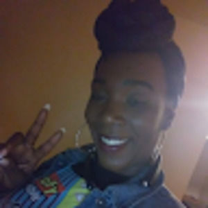 Meet your Posher, Tecia